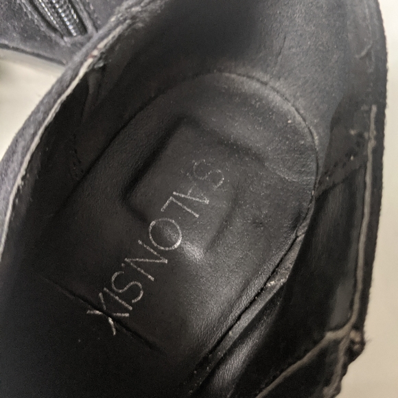 Crisscross black booties in faux suede - Picture 3 of 4